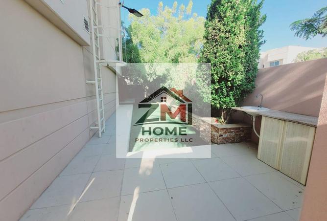 72733806 - Property Image 3