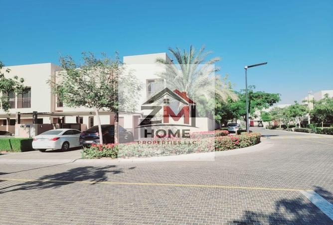 72733806 - Property Main Image