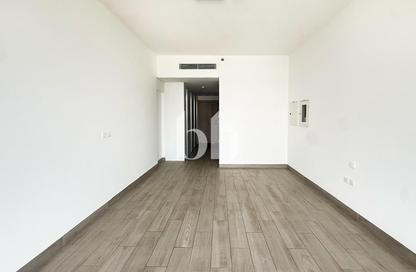Apartment - Studio - 1 Bathroom for rent in Luma 22 - District 10 - Jumeirah Village Circle - Dubai
