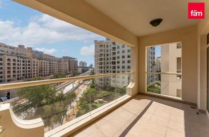 Apartment - 2 Bedrooms - 3 Bathrooms for rent in Al Tamr - Shoreline Apartments - Palm Jumeirah - Dubai