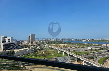 شقة - غرفة نوم - 2 حمامات للايجار في أل جداف أفينيو - الجداف - دبي