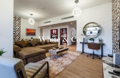 Apartment - 2 Bedrooms - 3 Bathrooms for rent in Rimal 6 - Rimal - Jumeirah Beach Residence - Dubai