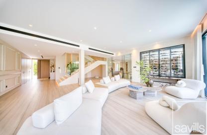 Villa - 5 Bedrooms - 6 Bathrooms for rent in Entertainment Foyer - Mediterranean Clusters - Jumeirah Islands - Dubai