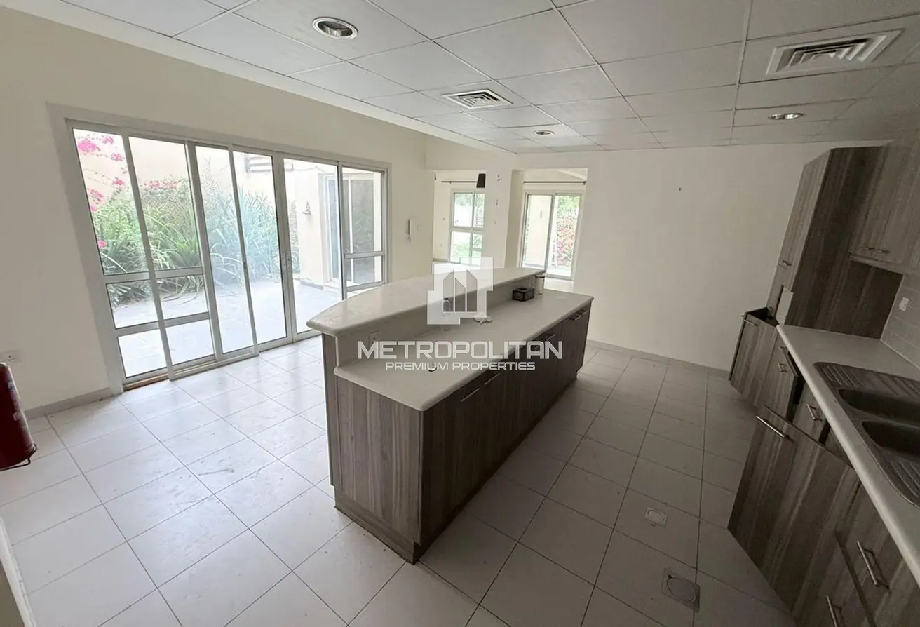 105117114 - Property Main Image