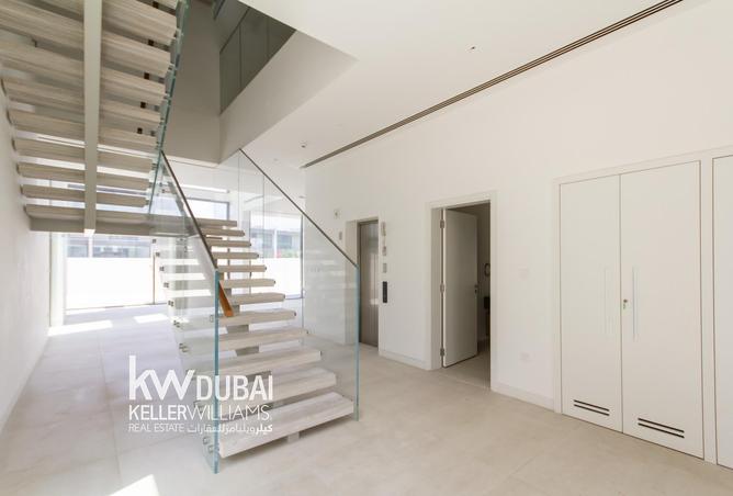 74247273 - Property Image 2