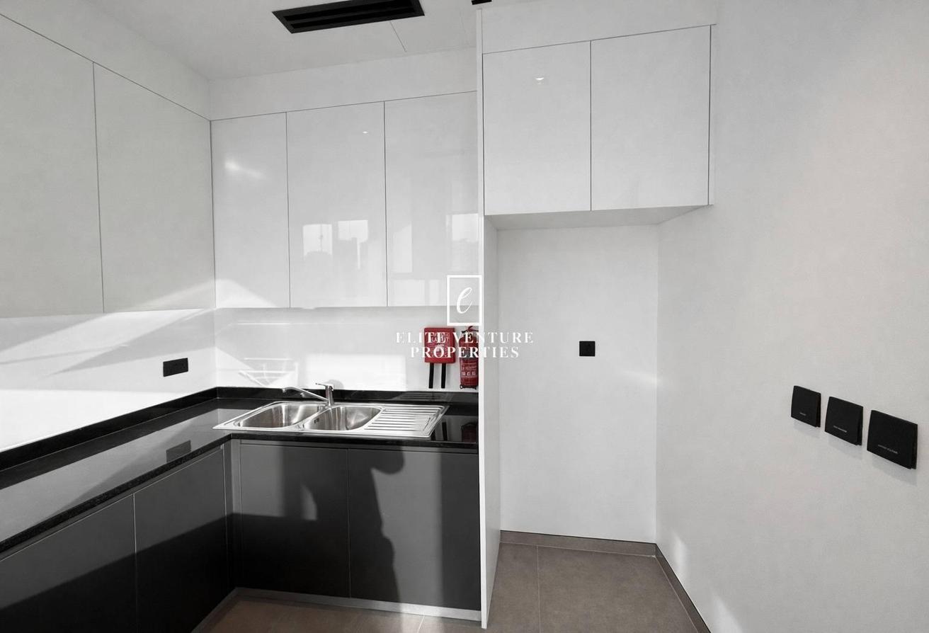 Brand New | Stunning Layout | Prime Location photo 4