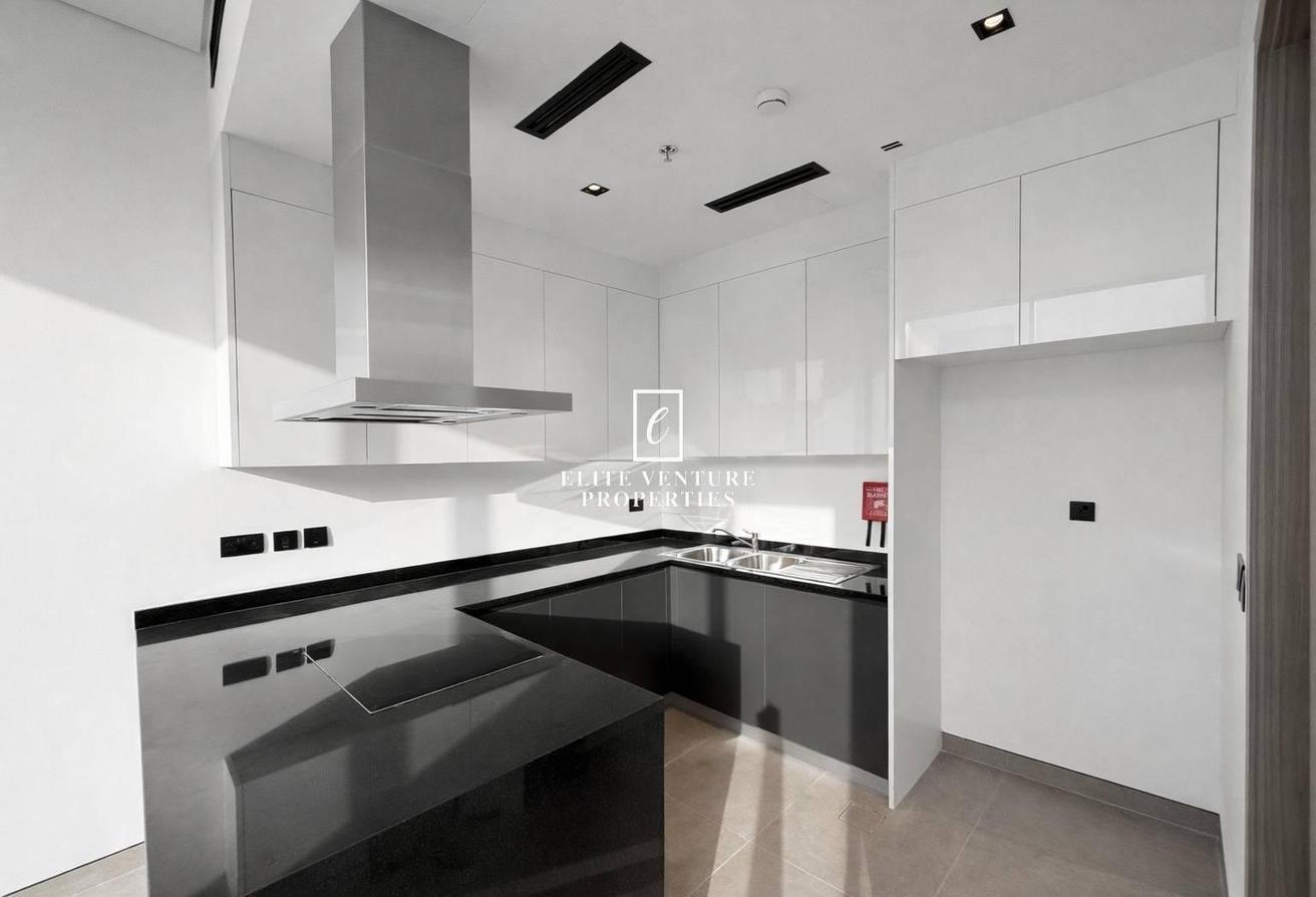 Brand New | Stunning Layout | Prime Location photo 3