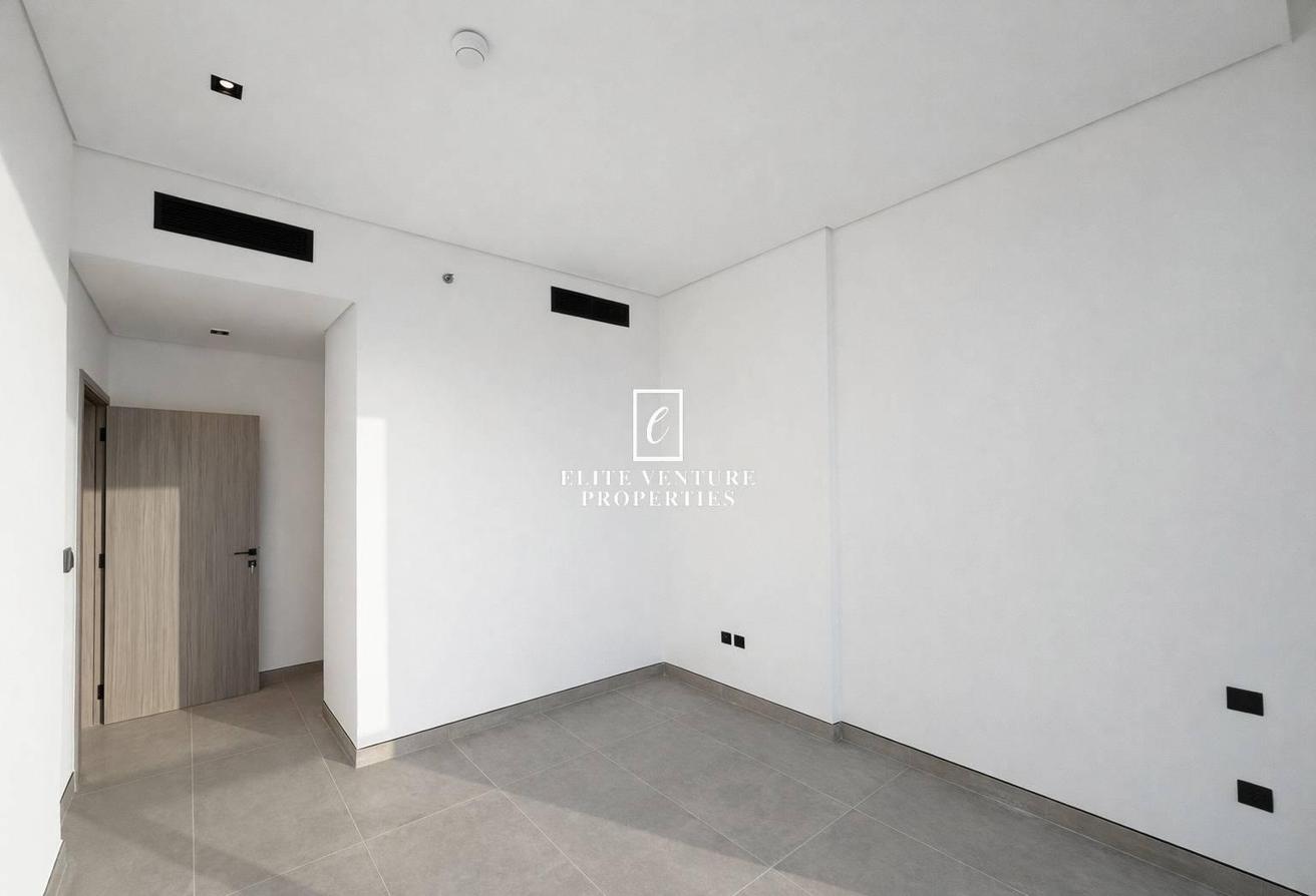Brand New | Stunning Layout | Prime Location photo 6