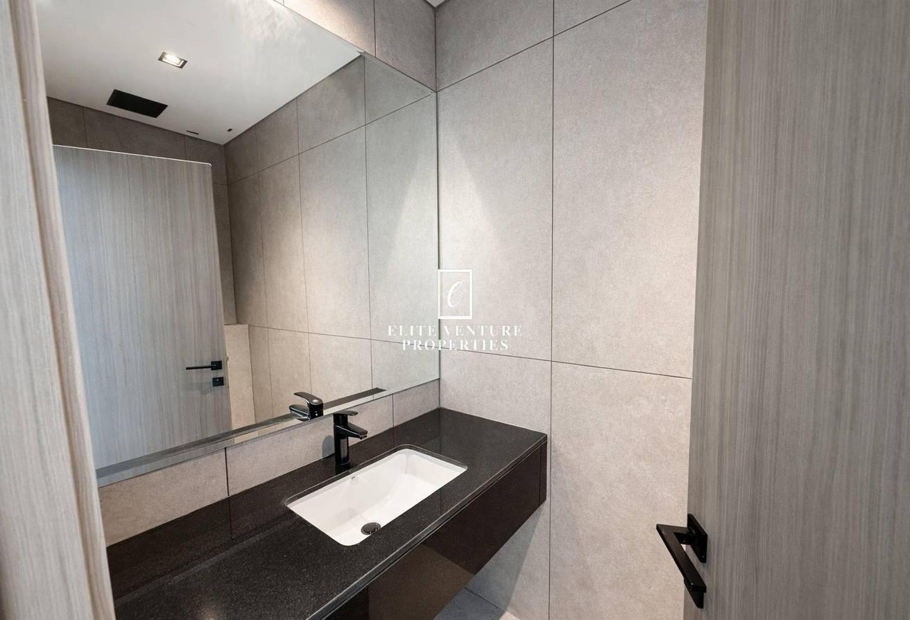 Brand New | Stunning Layout | Prime Location photo 11