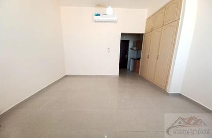 Apartment - Studio - 1 Bathroom for rent in Al Maya Building - Al Nahda - Sharjah