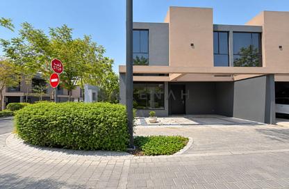 Townhouse - 4 - 5 for sale in Robinia - Masaar - Tilal City - Sharjah