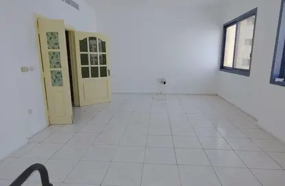 شقة - 2 غرف نوم - 2 حمامات للايجار في منطقة النادي السياحي - أبوظبي