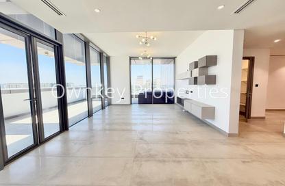 Apartment - 3 Bedrooms - 5 Bathrooms for rent in Lamcy Residence - Oud Metha - Bur Dubai - Dubai