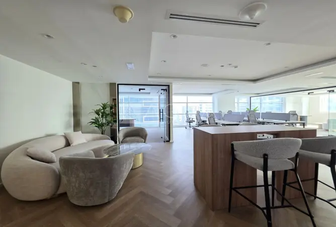 162802176 - Property Image 2