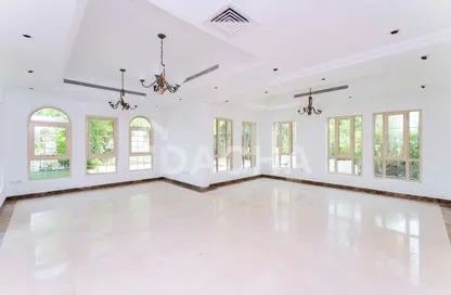 Villa - 5 Bedrooms - 5 Bathrooms for rent in Master View - European Clusters - Jumeirah Islands - Dubai
