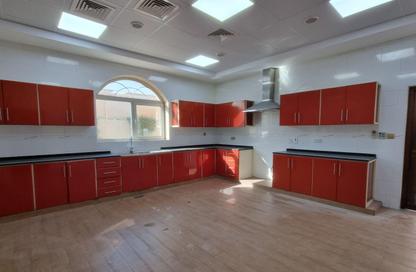 Villa - 4 Bedrooms - 6 Bathrooms for rent in Al Quoz 2 - Al Quoz - Dubai