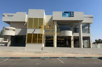 مركز أعمال - استوديو - 7 حمامات للايجار في الجهلي - العين