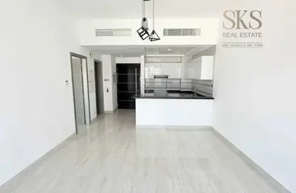 Apartment - 1 Bedroom - 2 Bathrooms for rent in Central 1 Dubai 4 - Jumeirah Garden City - Al Satwa - Dubai