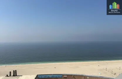 Apartment - 2 Bedrooms - 3 Bathrooms for rent in Corniche Tower - Ajman Corniche Road - Ajman