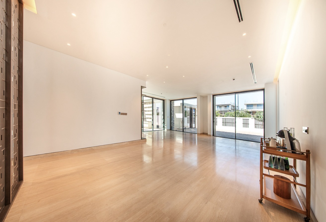 5 bedroom villa in Alaya, Tilal Al Ghaf: 5
