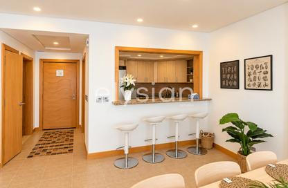 Apartment - 1 - 2 for rent in Al Khushkar - Shoreline Apartments - Palm Jumeirah - Dubai