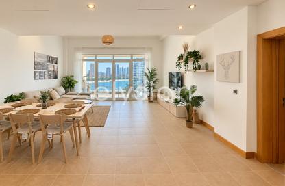 Apartment - 1 - 2 for rent in Al Khushkar - Shoreline Apartments - Palm Jumeirah - Dubai
