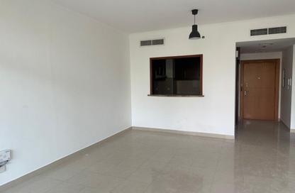 Apartment - 1 - 2 for rent in The Links Canal Apartments - The Links - The Views - Dubai Apartment - 1 - 2 for rent in The Links Canal Apartments - The Links - The Views - Dubai