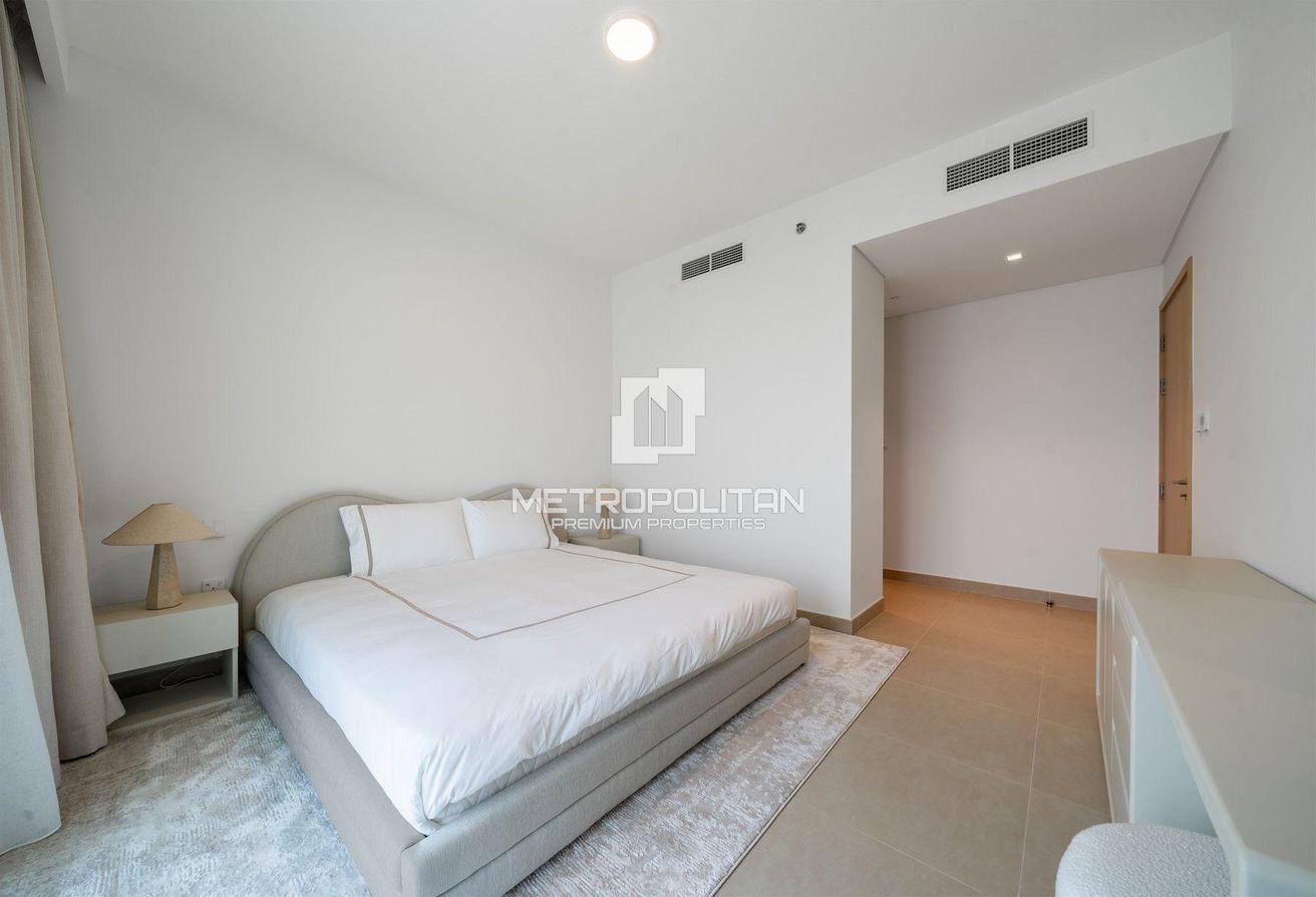 Fully Furnished | Sea and Marina View| Spacious photo 28