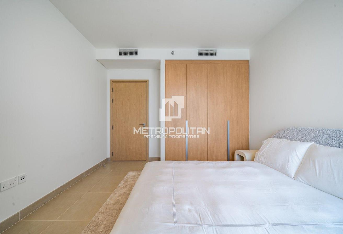 Fully Furnished | Sea and Marina View| Spacious photo 25