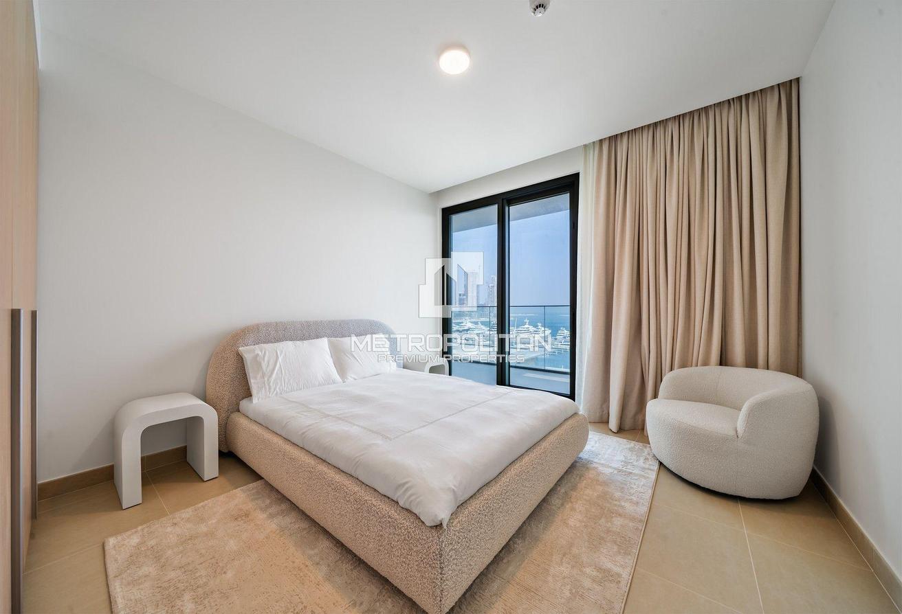 Fully Furnished | Sea and Marina View| Spacious photo 22