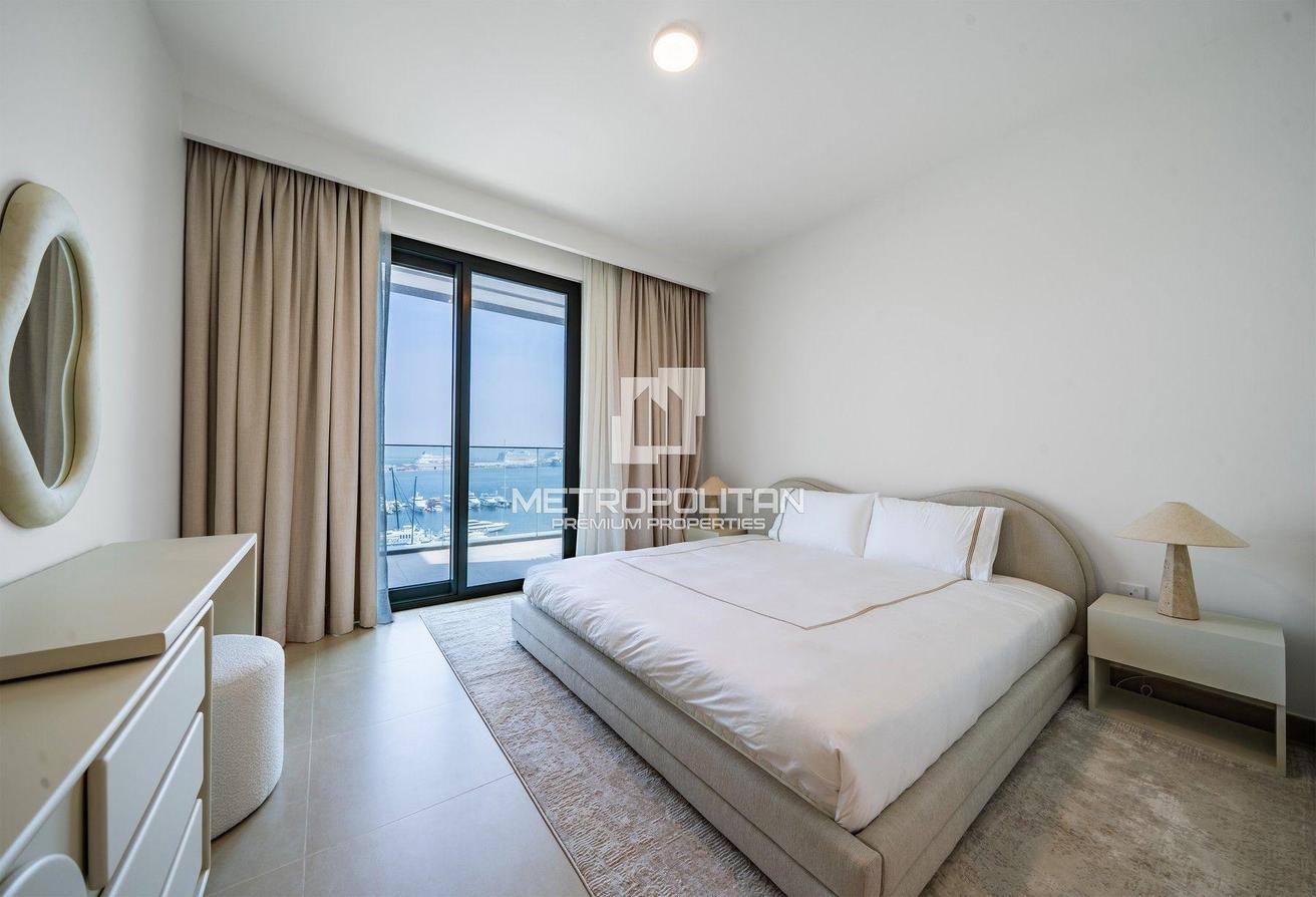 Fully Furnished | Sea and Marina View| Spacious photo 27