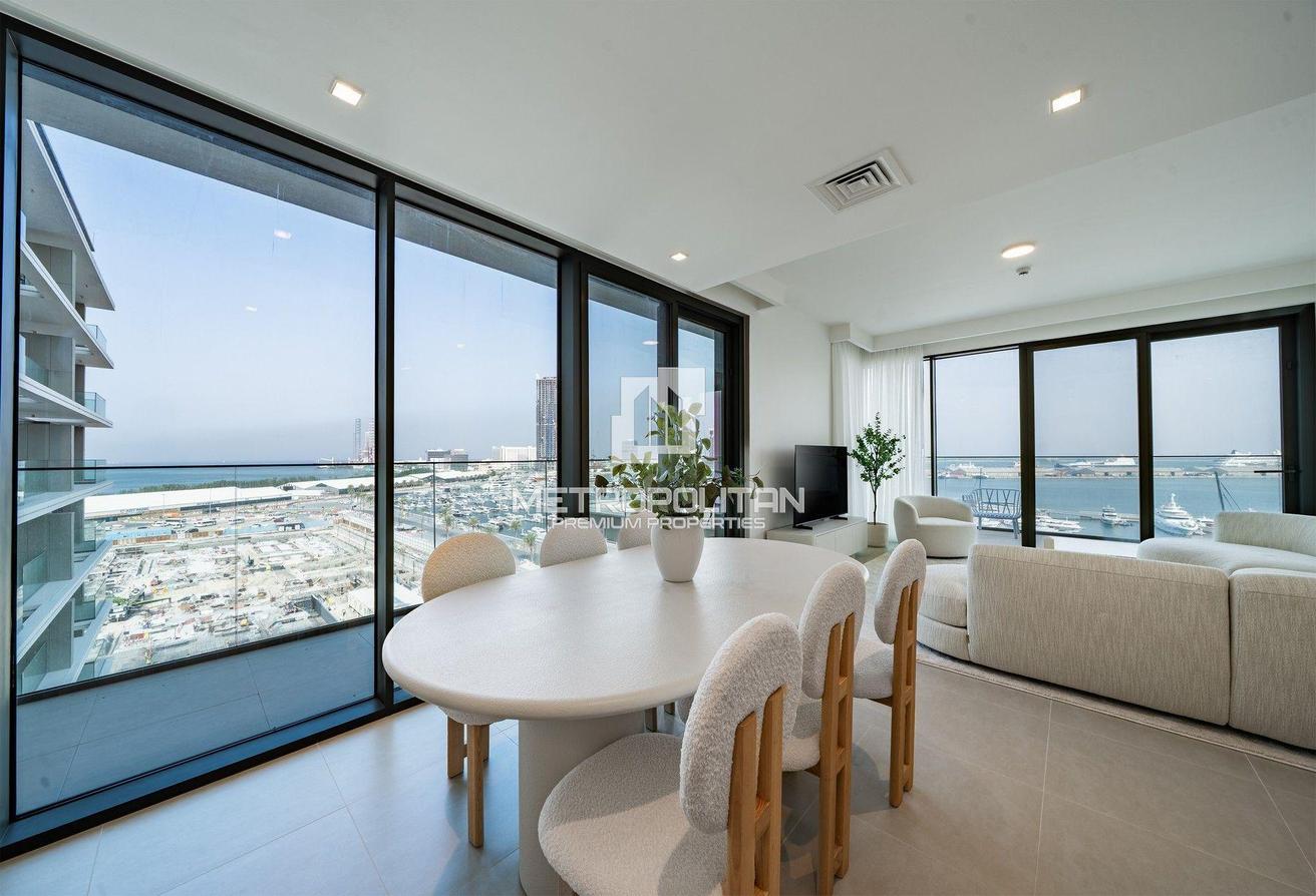 Fully Furnished | Sea and Marina View| Spacious photo 13
