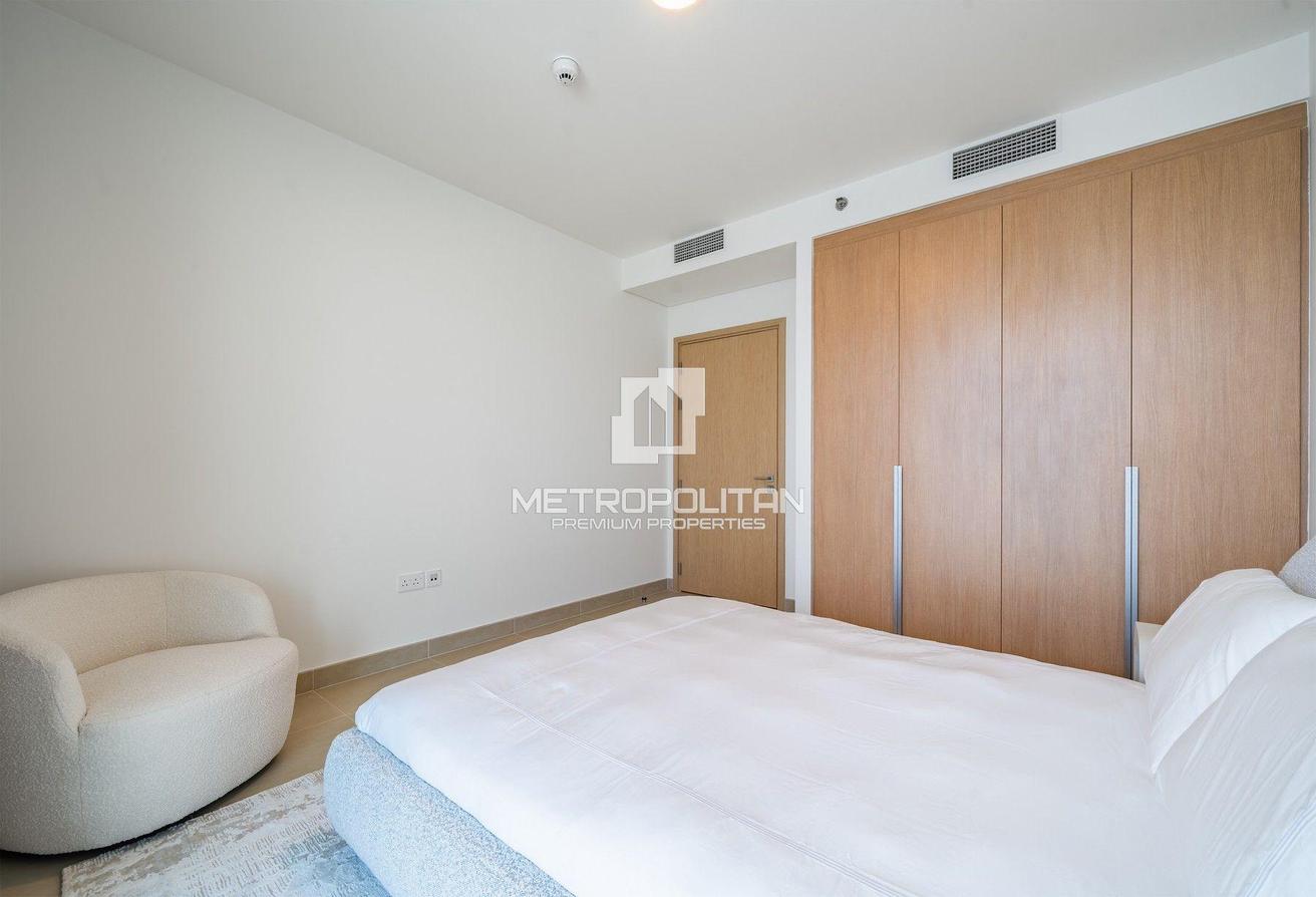Fully Furnished | Sea and Marina View| Spacious photo 24