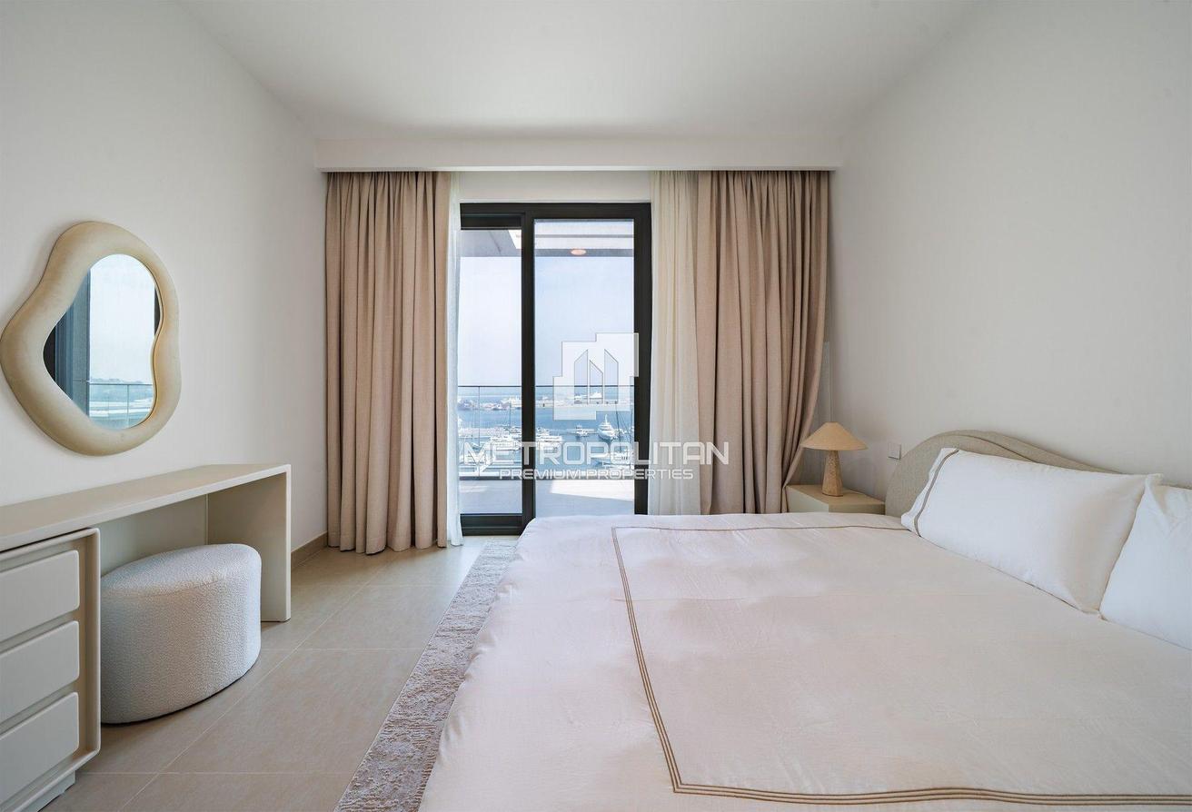 Fully Furnished | Sea and Marina View| Spacious photo 30