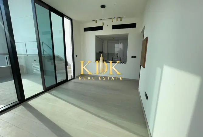 60129989 - Property Image 2