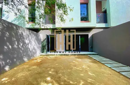Townhouse - 2 Bedrooms - 4 Bathrooms for rent in Sarab 2 - Aljada - Sharjah