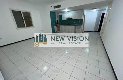 Apartment - Studio - 1 Bathroom for rent in Al Majaz 2 - Al Majaz - Sharjah Apartment - Studio - 1 Bathroom for rent in Al Majaz 2 - Al Majaz - Sharjah