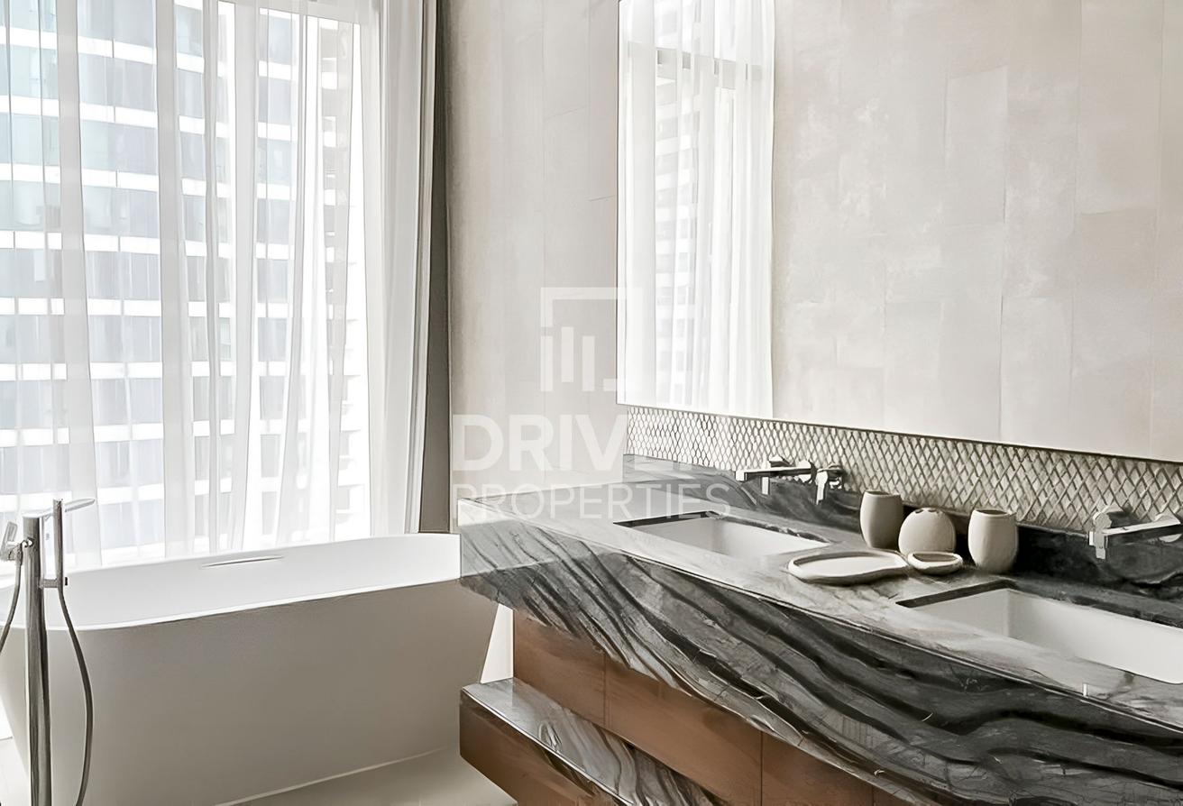 High End Unit | Prime Amenities | Vacant photo 12
