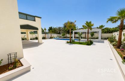 Villa - 4 Bedrooms - 4 Bathrooms for rent in District 3 - Jumeirah Park - Dubai