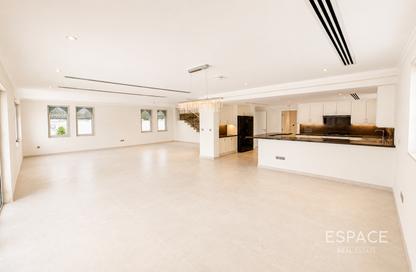 Villa - 4 Bedrooms - 4 Bathrooms for rent in District 3 - Jumeirah Park - Dubai Villa - 4 Bedrooms - 4 Bathrooms for rent in District 3 - Jumeirah Park - Dubai