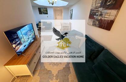 Apartment - 1 Bedroom - 1 Bathroom for rent in Al Hafeet Tower - Al Khan - Sharjah