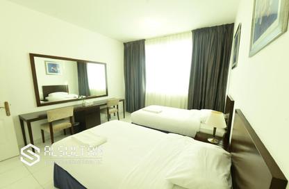 Apartment - 3 Bedrooms - 5 Bathrooms for rent in Al Khaili Building - Al Zahiyah - Abu Dhabi