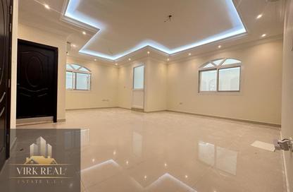 Apartment - 2 Bedrooms - 2 Bathrooms for rent in Madinat Al Riyad - Abu Dhabi