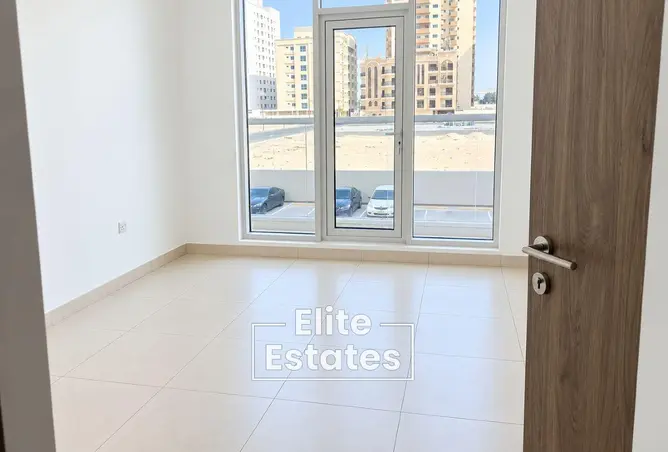 161401052 - Property Image 2