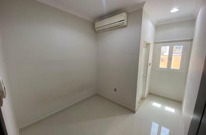 Villa - 5 - 7 for sale in Al Amira Village - Al Yasmeen - Ajman
