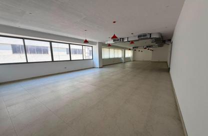 Office Space - Studio - 2 Bathrooms for rent in Al Khaleej Building - Al Karama - Dubai