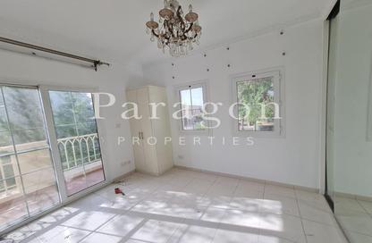Villa - 2 Bedrooms - 3 Bathrooms for rent in Springs 15 - The Springs - Dubai