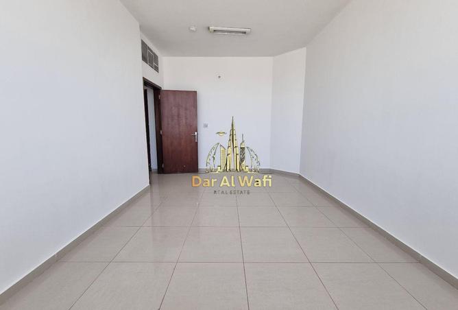 72305411 - Property Image 3