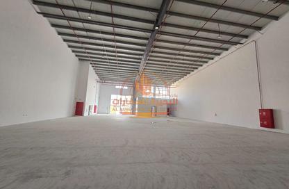 Warehouse - Studio - 1 Bathroom for rent in Umm Al Thuoob - Umm Al Quwain