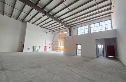 Warehouse - Studio - 1 Bathroom for rent in Umm Al Thuoob - Umm Al Quwain